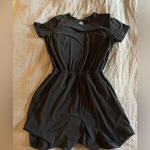 Lulu keyhole back romper